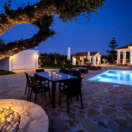 Ellania Villa *