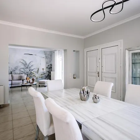 Ellania Villa *