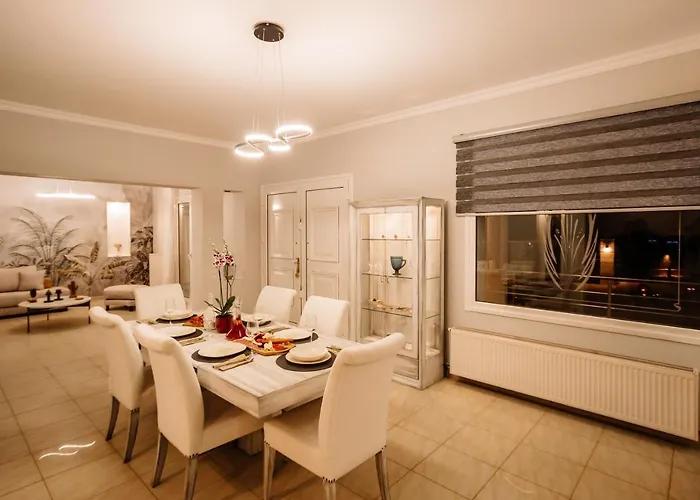 Ellania Villa *
