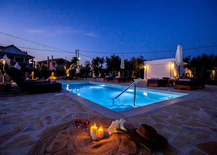 Ellania Villa