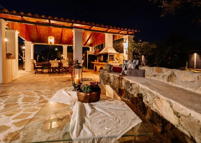 Villa Ellania